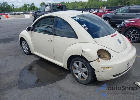 2007 Volkswagen New Beetle 2.5 z USA, uszkodzony, nr VIN 3VWRW31C27M511441